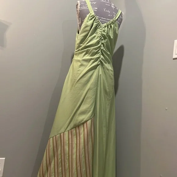 New - Picture 4 of 6